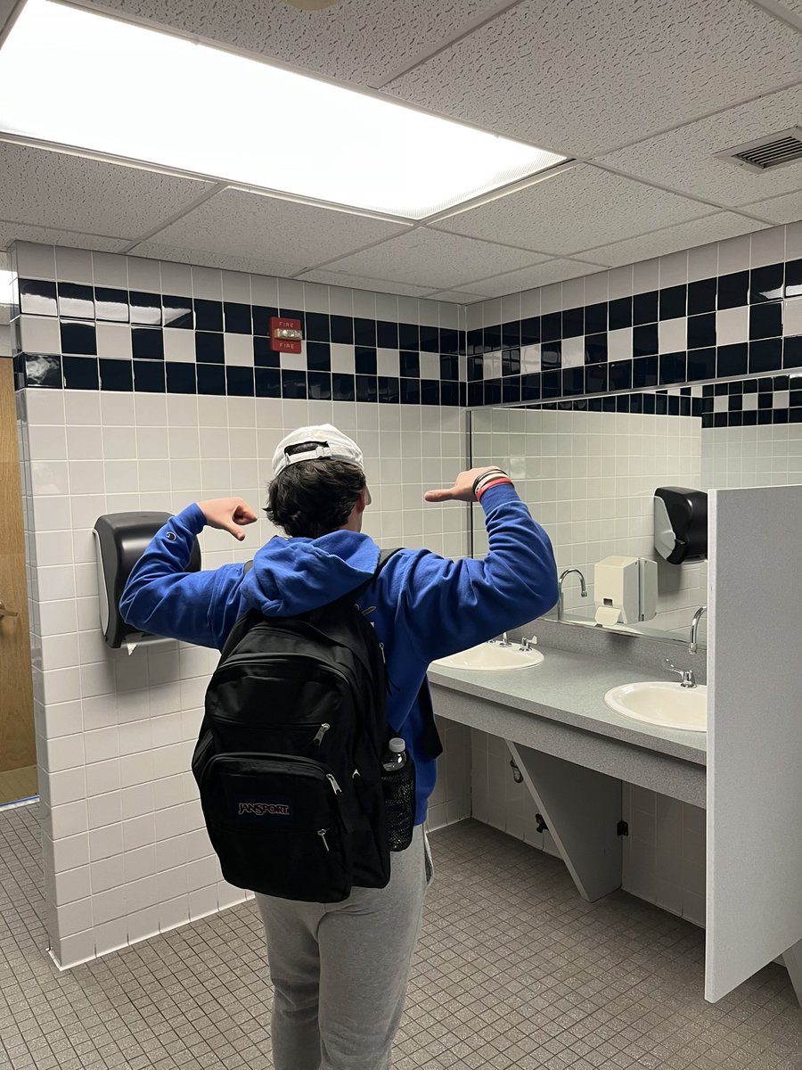 DBrettHofstra's tweet photo. Interesting characters patrolling the bathrooms at #Hofstra these days. Big day of learning ahead nonetheless. @BurkeHofstra https://t.co/VCY85iVbFC