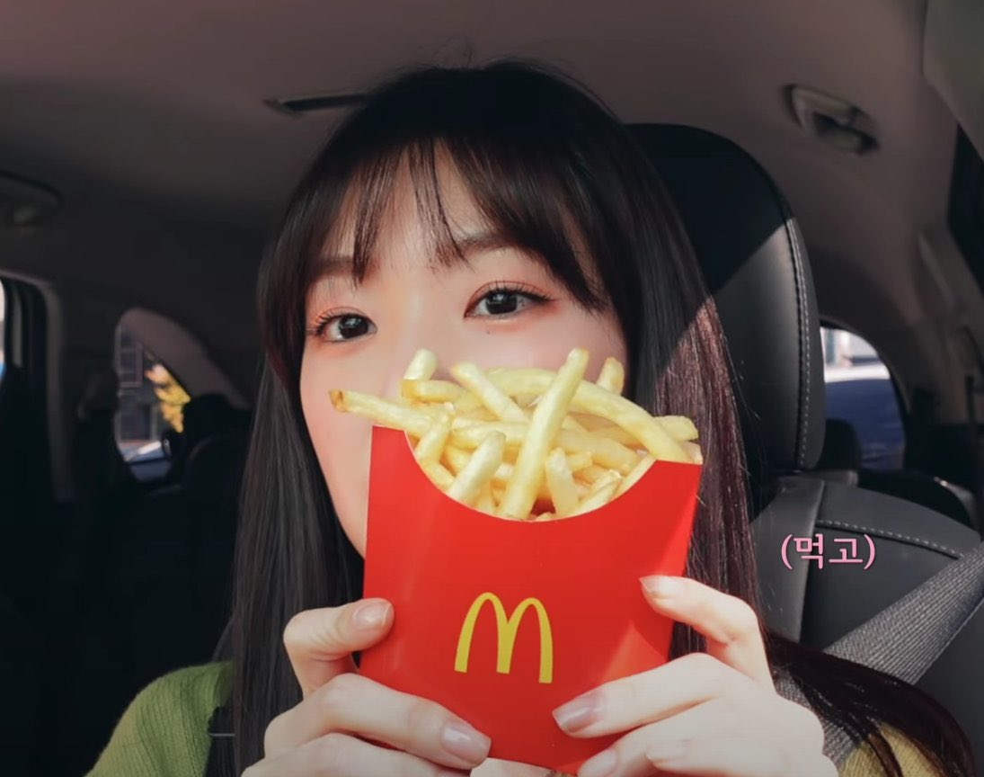 lisrenefeed's tweet photo. new dream unlocked https://t.co/2jQCgDnsOc