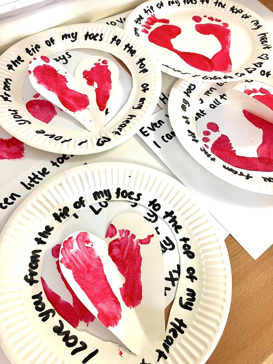 K8ENICS's tweet photo. Guess How Much I Love You ❤️ Valentines activities this morning with #ccvolunteer Michelle at @MaryhillCC Free Back to Basics Session. @StaffordshireCC @NewsNBC @NatashaMoody82 @SarahBGlow @staffscvys @SupportStaffs https://t.co/syZoO2KQWH