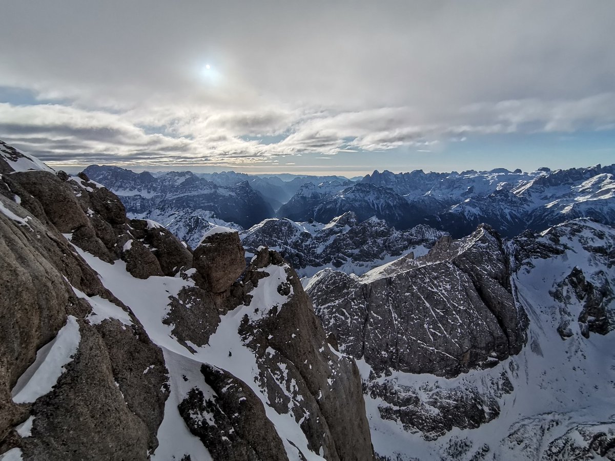 michal_juricek's tweet photo. Our 🇮🇹 Dolomites adventure is coming to an end. Flashback to Swiss Snow Symposium #SSS23: the @JuricekLab meets @youngSCS1 on the slopes of Marmolada and Sella Ronda! Great to catch up with @DanijelGlavac, former @CoricLab @UZH_Chemistry @UZH_en @MelanieGut2 @DanielCavlovic https://t.co/vN0xbC4GQR