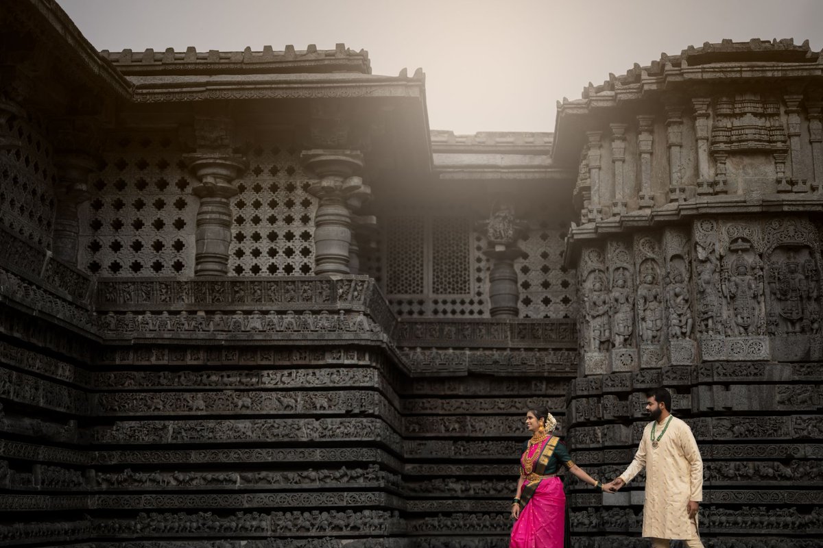 NikonIndia's tweet photo. Timeless and true, a love worth holding onto forever. Here’s to togetherness that stands the test of time, and gets stronger with each passing day.

A magnificent series shot by #ZAmbssador Vijay Eesam

#Nikon #NikonIndia #MirrorlessRange #PreWeddingPhotography #PreWeddingShoot https://t.co/YIWyUlzJZP