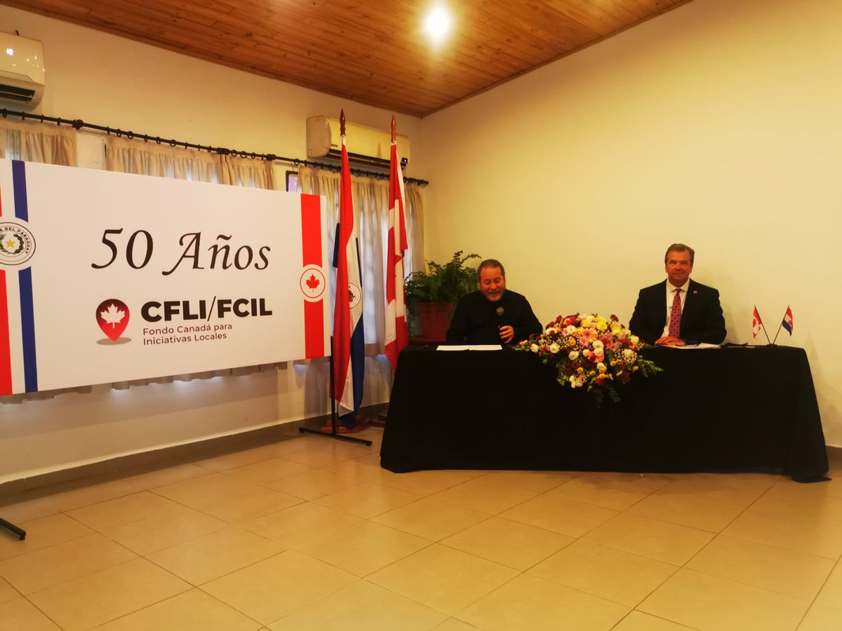 CanEmbParaguay's tweet photo. #CooperationInAction 🇨🇦🇵🇾
Did you know that the #CanadaFund is celebrating 50 years? Ambassador @ReidSirrs_CAN celebrated it together with the representatives of the projects in Paraguay supported by the #CanadaFund 1/2 https://t.co/dWbUWNzMAN
