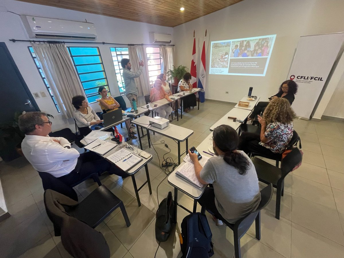 CanEmbParaguay's tweet photo. #CooperationInAction 🇨🇦🇵🇾
Did you know that the #CanadaFund is celebrating 50 years? Ambassador @ReidSirrs_CAN celebrated it together with the representatives of the projects in Paraguay supported by the #CanadaFund 1/2 https://t.co/dWbUWNzMAN