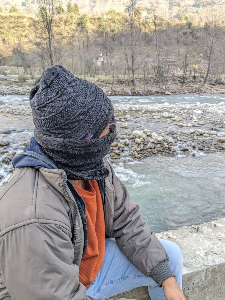 gauravgilalkar's tweet photo. Some miscellaneous pictures
#shotonGooglepixel6a #pixel6a #wintermanali #snow https://t.co/dcBGx0F9fQ