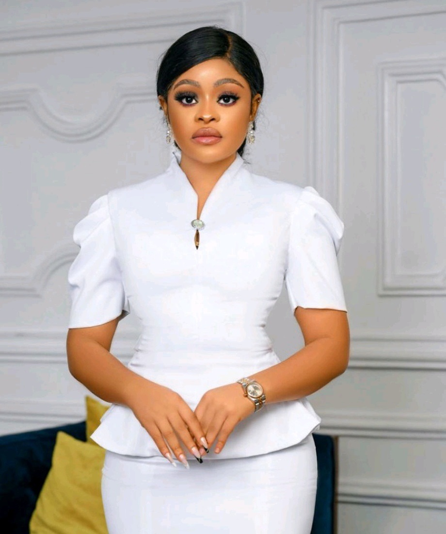 yabaleftonline's tweet image. Skit maker Favour Daniels dies in boat accident