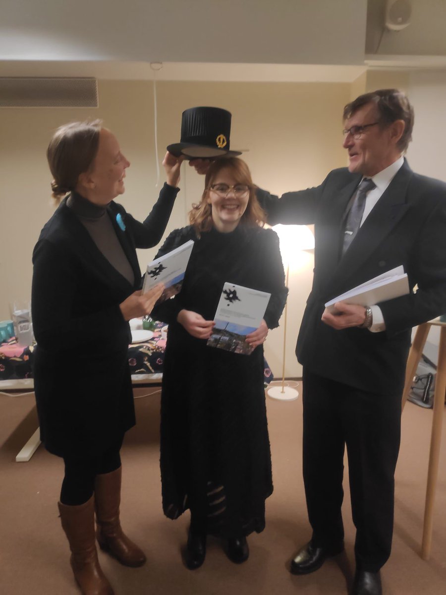 Megan Resler, PhD (@meg_resler) on Twitter photo Two months ago today I defended my doctoral dissertation in #UrbanAgroecology at <a href="/helsinkiuni/">University of Helsinki</a>. Endless thanks to my Opponent Prof. Sonnino and Custos Prof. Juha Helenius for a brilliant discussion!
Dissertation available here: helda.helsinki.fi/handle/10138/3… Two months ago today I defended my doctoral dissertation in #UrbanAgroecology at <a href="/helsinkiuni/">University of Helsinki</a>. Endless thanks to my Opponent Prof. Sonnino and Custos Prof. Juha Helenius for a brilliant discussion!
Dissertation available here: helda.helsinki.fi/handle/10138/3…