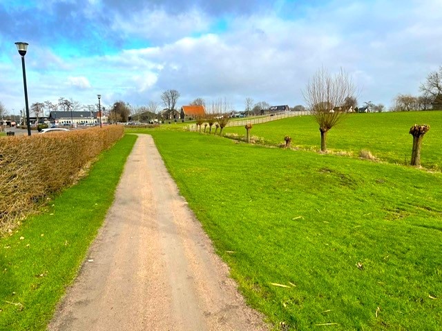AmstelveenBba's tweet photo. Alleen samen maken we Amstelveen nog mooier. https://t.co/TKiiSiAdMd #hetkomtgoed #bbA30 #bos #groen https://t.co/0UnkaCKGeF