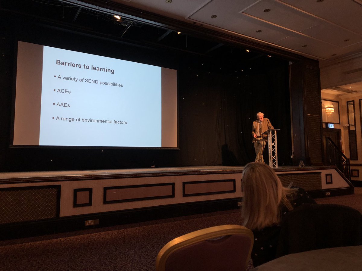 MarlboroughPrim's tweet image. Our afternoon is getting off to a great start with our next guest speaker Tim Brighouse - ‘Weaving magic.’ #LTConf23 #teachingconference #education #Inspire