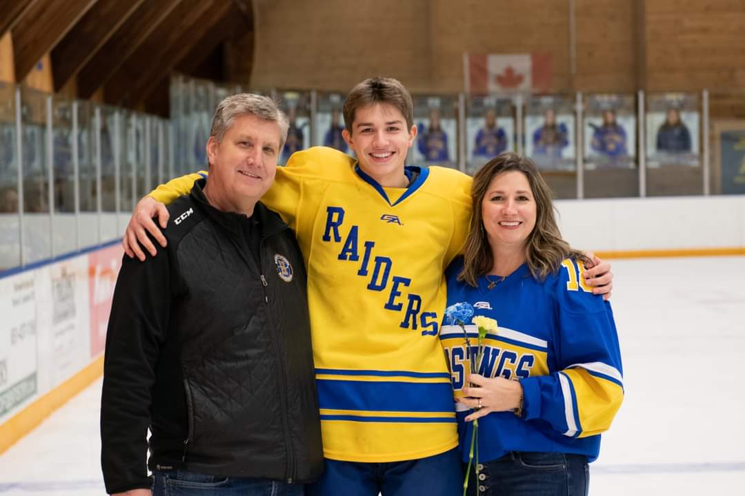 Today we salute #18 Defenseman Charlie Williams. Thank you for all of your dedication to Hastings Raiders Hockey!!! Best of luck to you in the future!!!