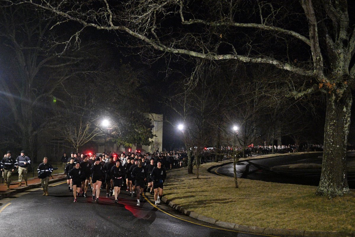 VMI1839's tweet photo. This is not a drill... The day 2023+3 has been training for arrived today at 0530. Breakout has begun! #RahVaMil #VMI23plus3 https://t.co/kzXhBS76zK