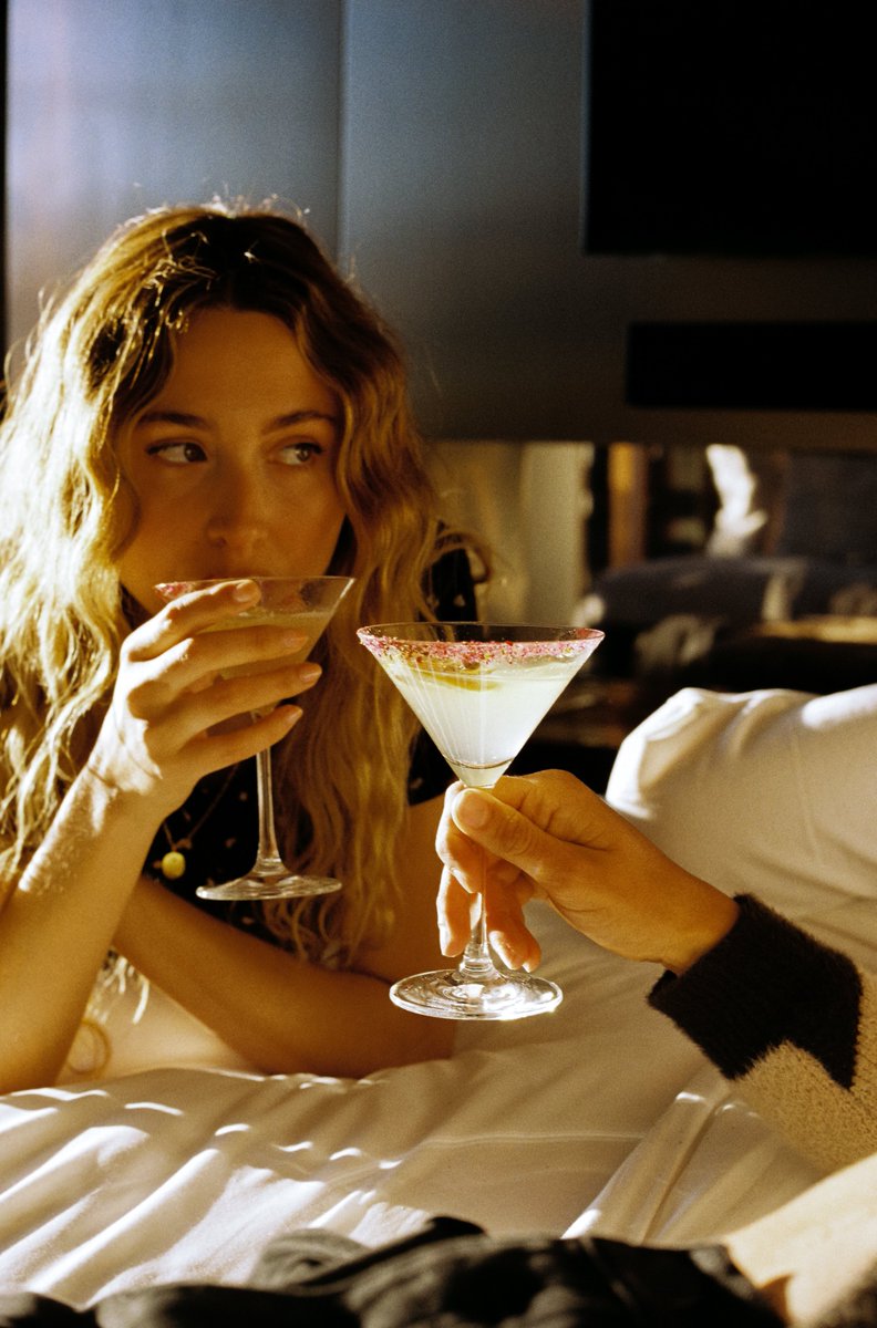 Afternoon plans: siesta + drinks in the sun. How about that? #WVerbier #WHotels #Verbier