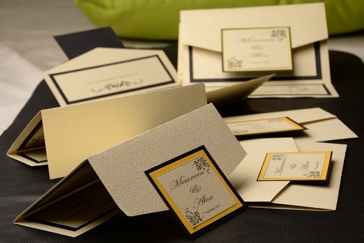 mimcreations's tweet photo. WEDDING INVITATION CARDS offer: 
From kshs. 50 per card
FREE e -card!!!FREE USHER TAGS
CALL/TEXT/WHATSAPP 0701865157.
https://t.co/zHivCJnX4f
#KenyamightlooseWRC #LinetToto #Kindiki #Biwott #Natembeya #NyayoStadium #Fearwomen #Binance #RiggyG #GovNassir #Valentinesday #STDS https://t.co/3Dsvv3rPmd