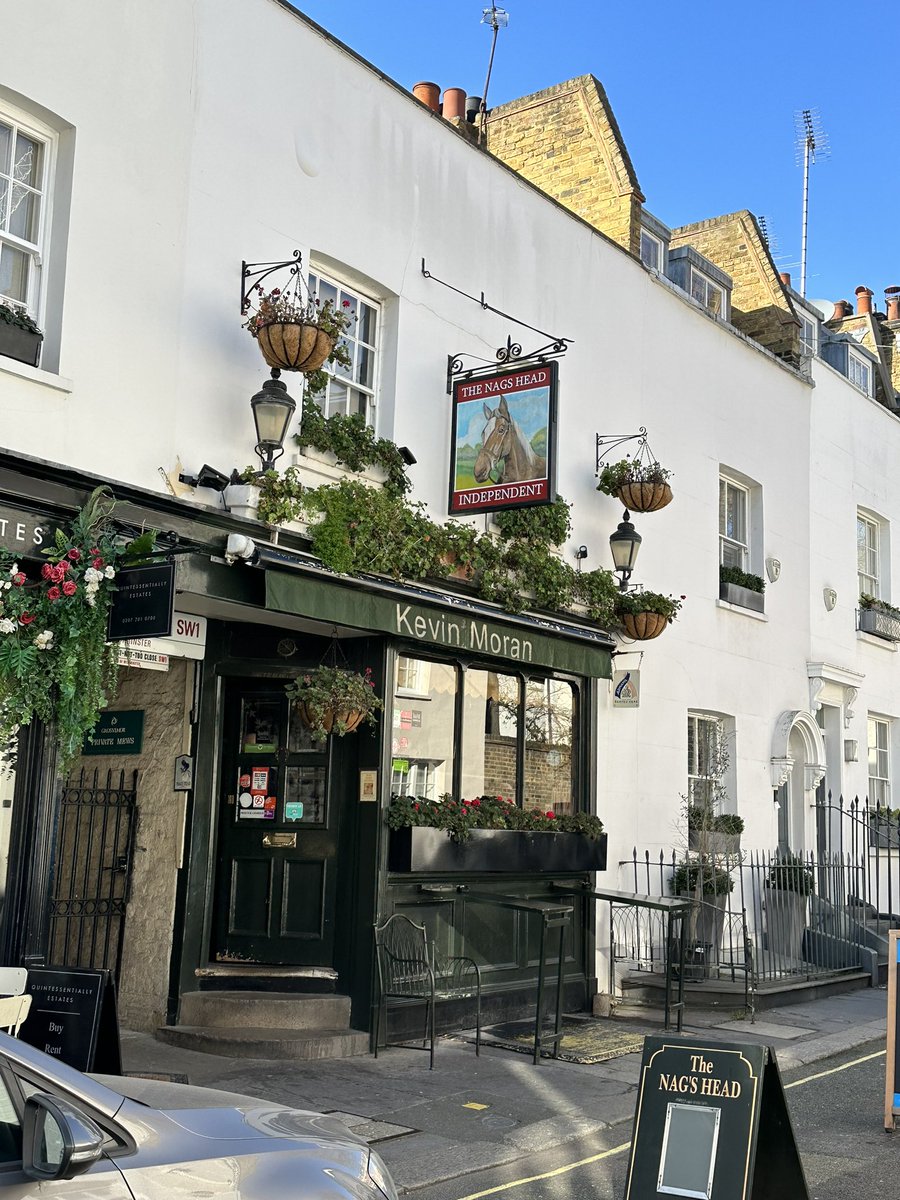 AndyCockram's tweet image. The Nags Head, great boozer!!