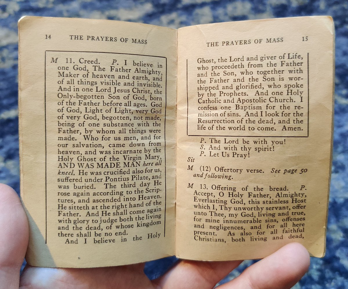 HandMissals's tweet photo. Good morning, we're back with #MissalMondays

Today we have something interesting: the smallest Sunday Missal booklet ever published (just 2.5 x 4 inches!)

from 1930, "The Little Missal" by Rev. J. W. Brady of St. Paul, MN.

(the awesome liturgical calendar was Brady's creation) https://t.co/aLkEuwpvID