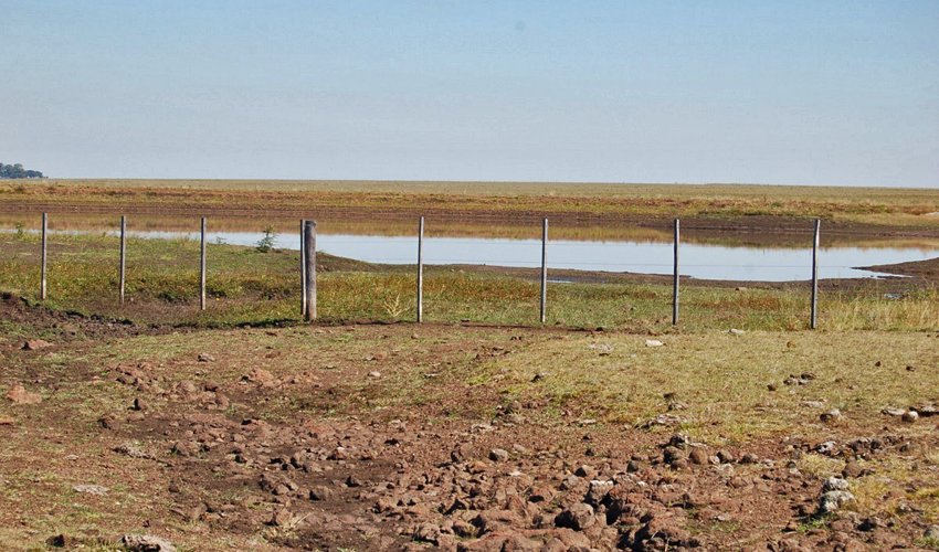 utecomunicacion's tweet photo. UTE informa en relación a la financiación especial por emergencia agropecuaria, que las facturas a financiar son las emitidas entre el 15/1 y 14/4 de 2023. Si ya se ha pagado la factura de enero (posterior al día 15), se financiará el resto de las facturas hasta el 14 de abril 🧵 https://t.co/4goXOOe6Kc