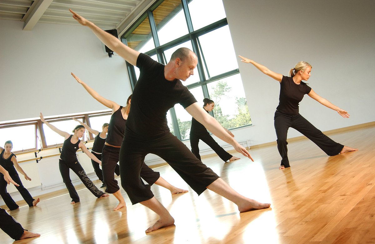 Edge Hill Dance Company tweet media