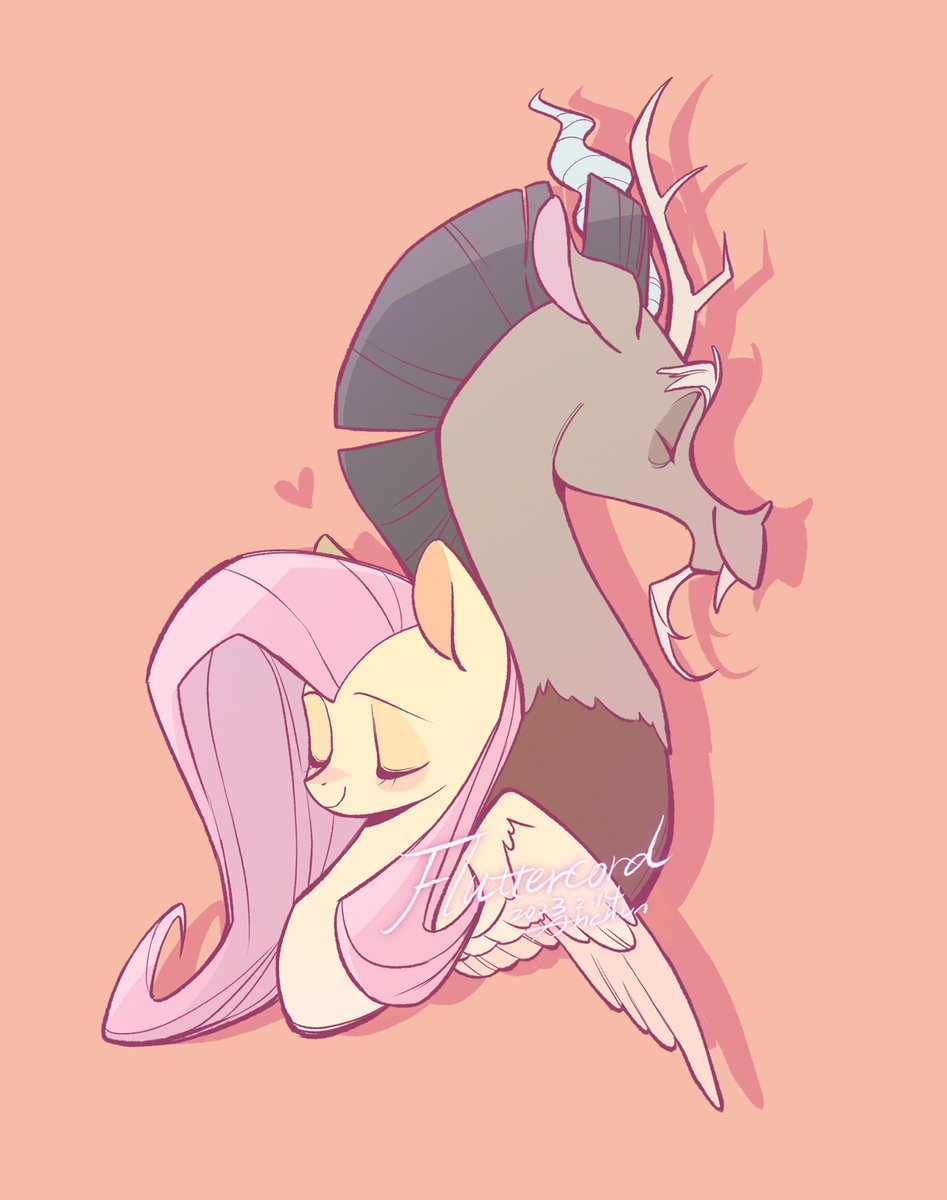xiayichun1031's tweet photo. 甜甜序蝶
（p2可以当手机壁纸
#fluttercord #mlp #序蝶 https://t.co/26KGaxlvTT