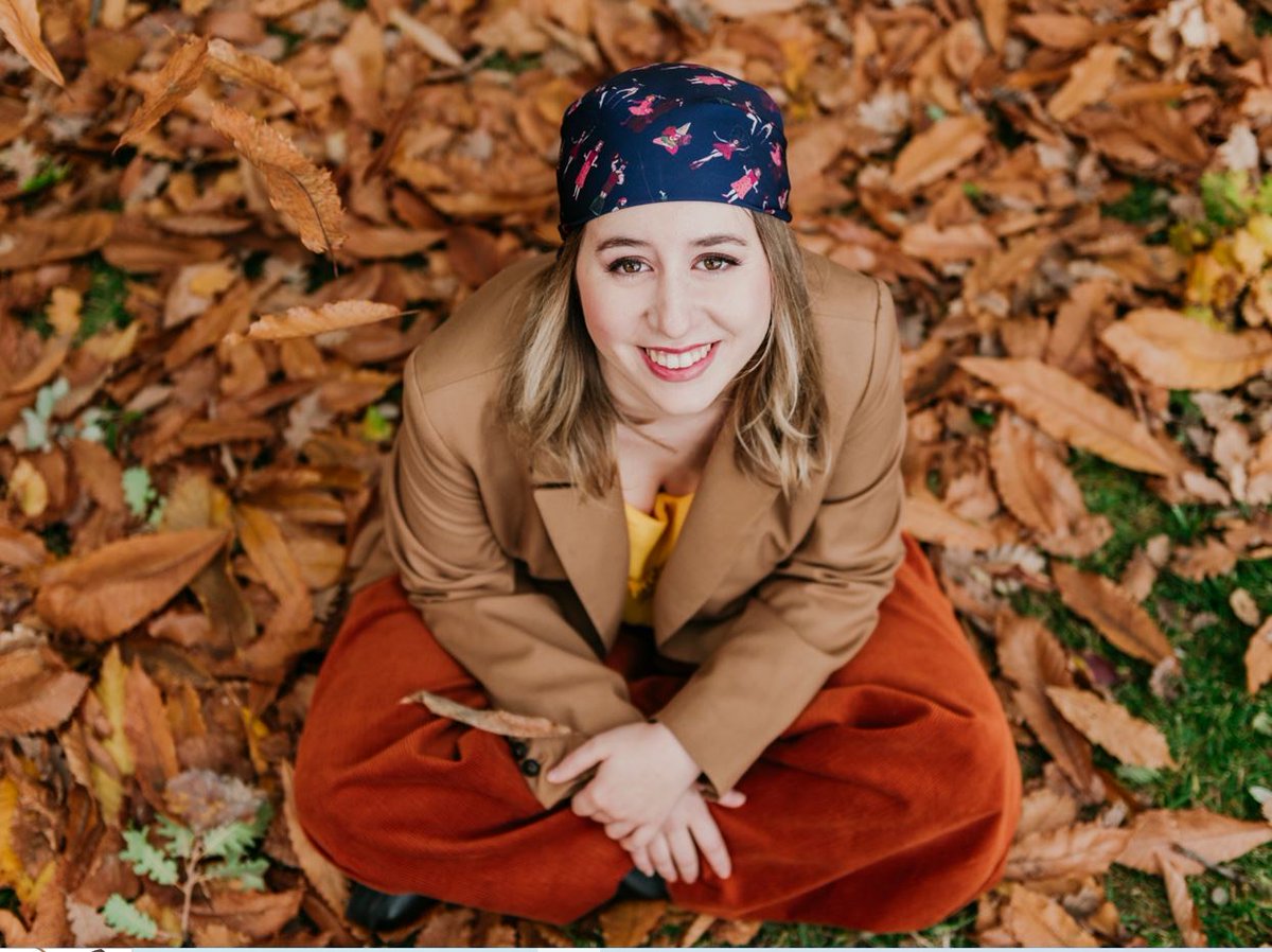Lucia Rizzo: “La mia musica? Un invito per vincere la solitudine” siciliaedonna.it/interviste/luc… 
#musica #canzoni #arte #solitudine