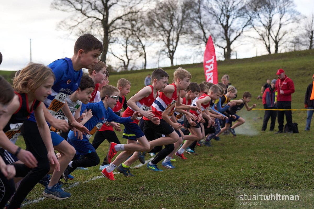 Go 🏁 U11's drive off the line for the first race of the @Start_Fitness North East Harrier League at Thornley Hall Farm. #nehl #harrierleague #xc #sonyalpha