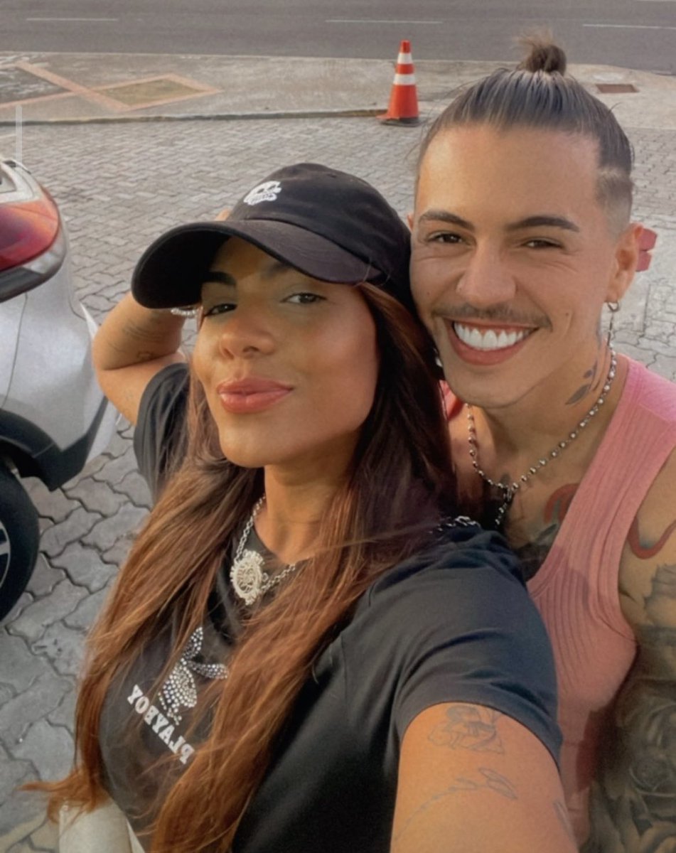 taysreisrainha's tweet photo. Essa semana promete o retorno de uma vida cheia de sucesso e prosperidade! Com isso o inimigo está furioso… te peço MEU DEUS: ENVIA SEUS ANJOS E SANTOS A FRENTE DESTA FAMÍLIA! Tael estará blindado de toda e qualquer maldade! EU CREIO!! E bora meu povoooo 🙏🏻🙏🏻🙏🏻@eutaysreis @Biel https://t.co/Zn7ZiBydWR