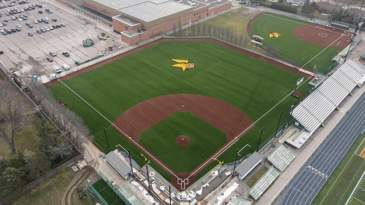 Grosse Pointe Public Schools now has four brand new turf fields! Both Grosse Pointe North and South have new softball and baseball fields to look forward to in the Spring! A partnership with Shaw Sports Turf brought these elite fields to fruition! #softball #turf #baseball #SST