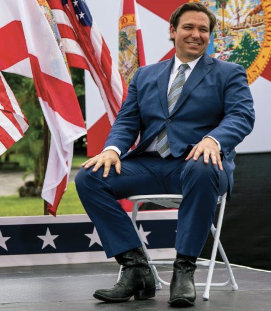 Pairing DeSantis High Heels with Formal Attire