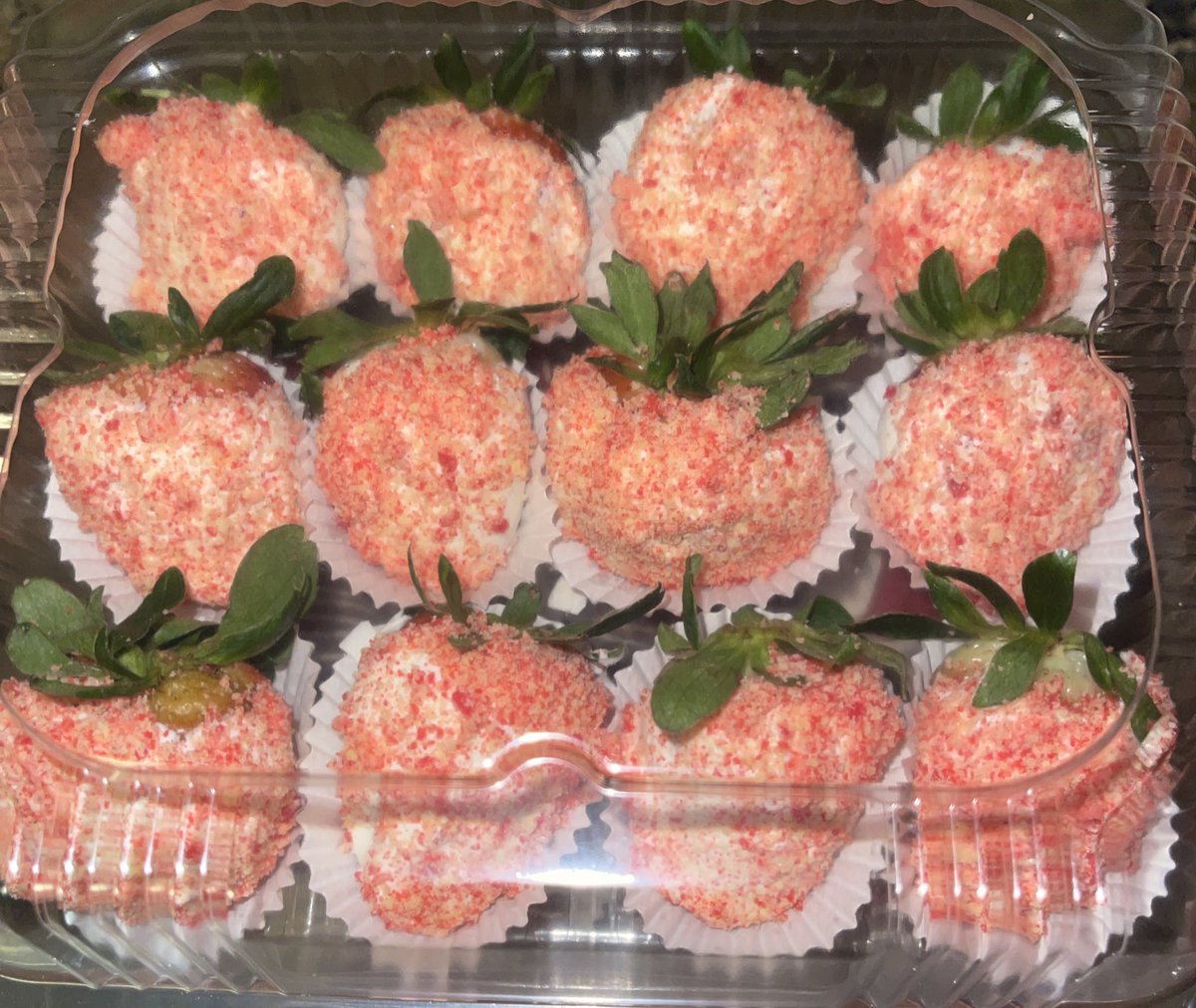 SierrasSweetLay's tweet photo. Valentines Day orders 💕
#SierrasSweetLayers https://t.co/gbbqvojVXT
