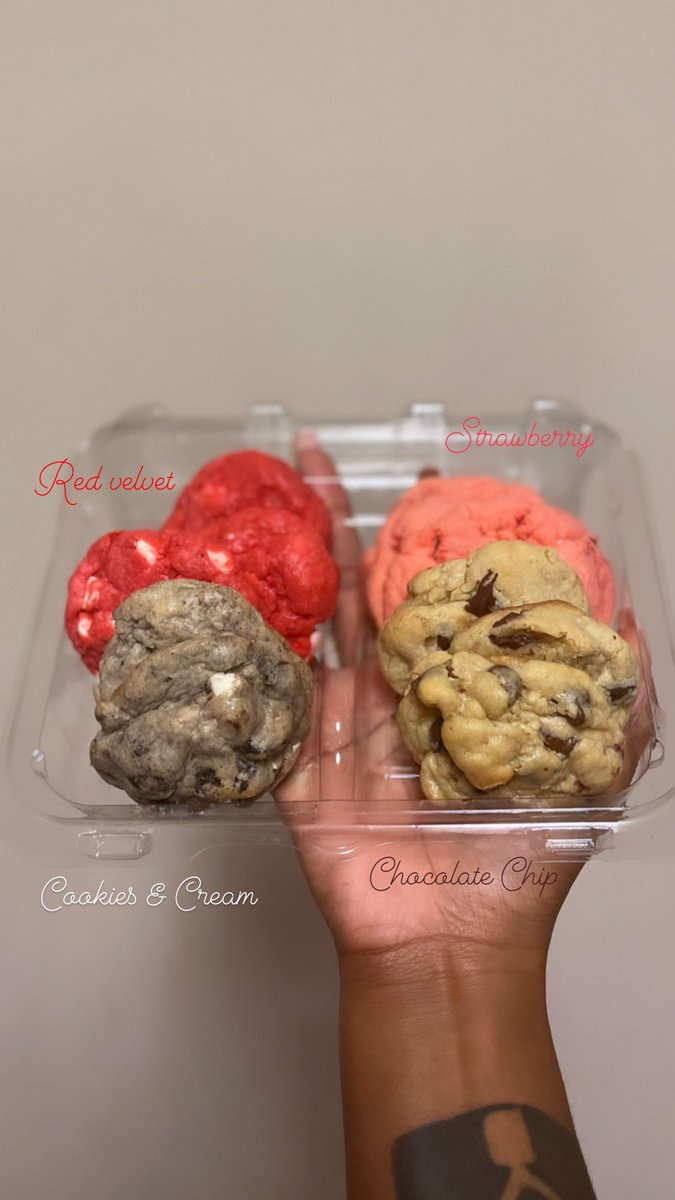 SierrasSweetLay's tweet photo. Valentines Day orders 💕
#SierrasSweetLayers https://t.co/gbbqvojVXT
