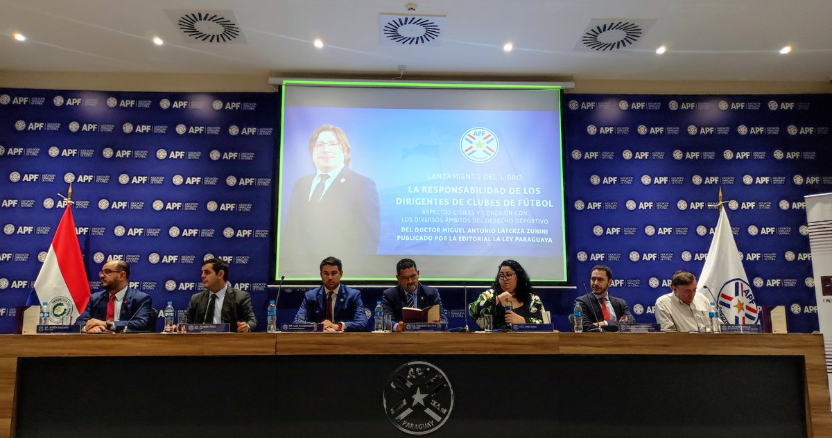 Ya estamos en el lanzamiento de la obra "La responsabilidad de los dirigentes de clubes de fútbol" de <a href="/Laterza_py/">𝗠𝗶𝗴𝘂𝗲𝗹 𝗟ATERZA ZUNINI</a> ⚽⚖️