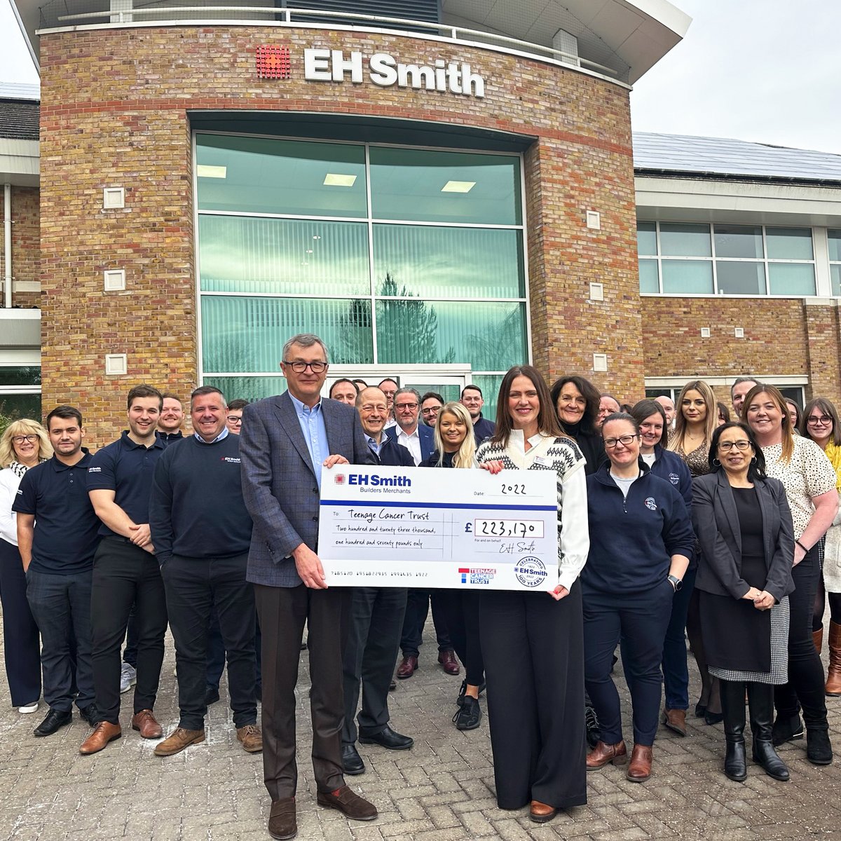 EH Smith Builders Merchants tweet media