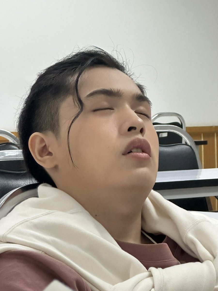 Buttercakej tweet media