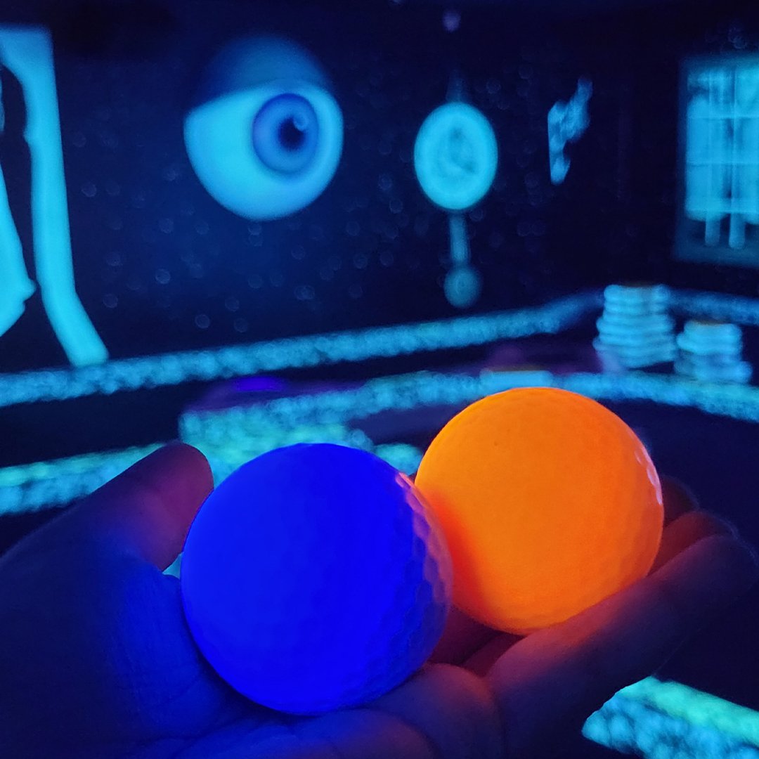 syfyminigolf's tweet image. Miniature golf with my buddies...want to play? ⛳️꩜👁 #MiniGolfMonday