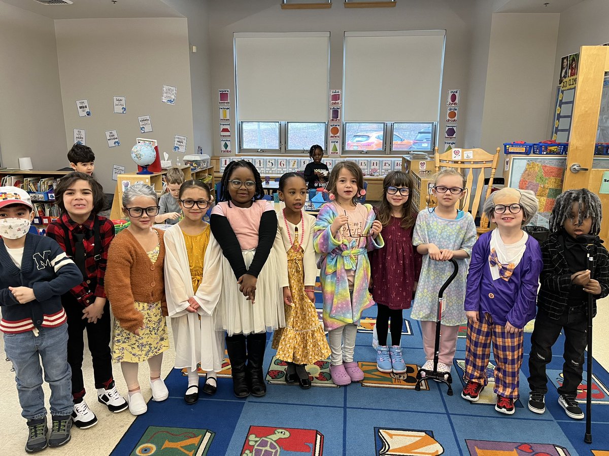 Kindergarten celebrates the 100th day of school!