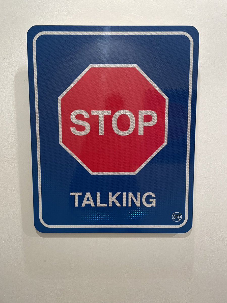 SkinsHun's tweet photo. The India art scene is bursting  with serious talent and ideas, what a joy to chair a round table ‘Future is hybrid’ - we explored the aesthetic of digital as much as it as a new dimensional language - deep down we all crave for the human touch and being social 😆 @BritishArts https://t.co/PSvqQnd9eL