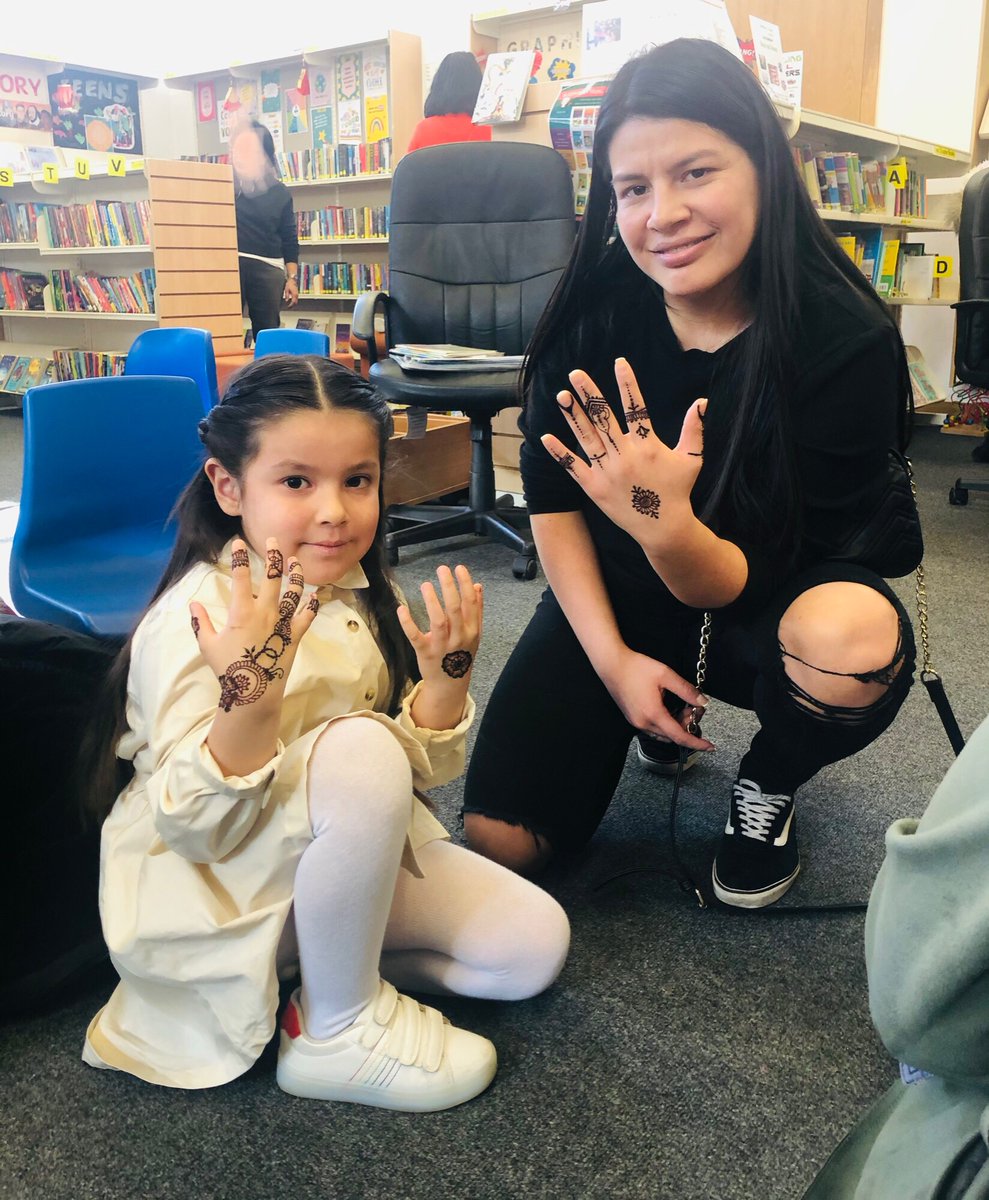 Roehampton Library tweet media