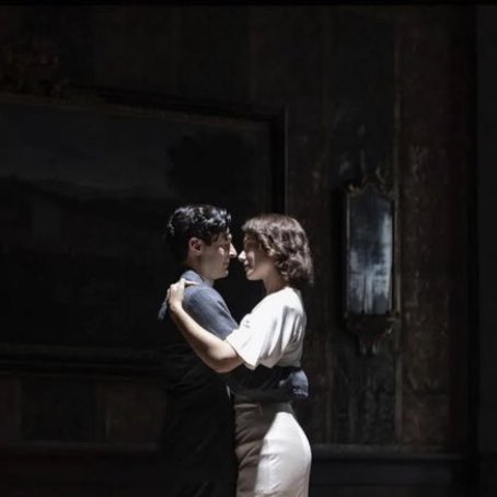 Sono così belli, così perfetti, esattamente come li immagino leggendo.
Non esistono le parole per spiegare la bellezza, la dolcezza, la delicatezza, il romanticismo, l’amore puro…🥺❤️‍🩹
#IlCommissarioRicciardi2