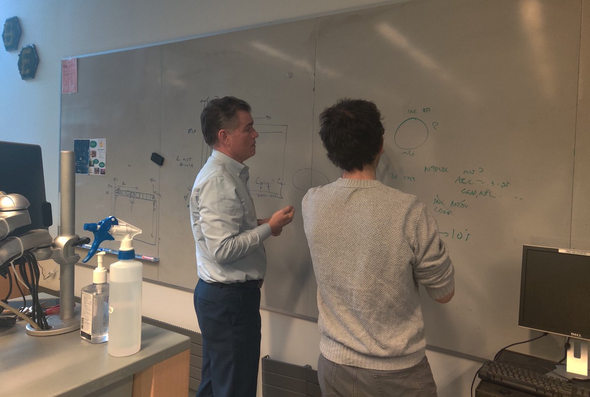 Penn's Stephenson Foundation Bio-MakerSpace (@pennbelabs) on Twitter photo Daves discussing. <a href="/DavidIssadore/">david issadore</a> <a href="/DFMeaneyLab/">David F. Meaney Lab</a>
<a href="/Penn/">Penn</a> <a href="/PennEngineers/">Penn Engineering</a> #PennEngineering #BioMakerSpace #MakerSpace #Bioengineering #BioMedicalEngineering Daves discussing. <a href="/DavidIssadore/">david issadore</a> <a href="/DFMeaneyLab/">David F. Meaney Lab</a>
<a href="/Penn/">Penn</a> <a href="/PennEngineers/">Penn Engineering</a> #PennEngineering #BioMakerSpace #MakerSpace #Bioengineering #BioMedicalEngineering