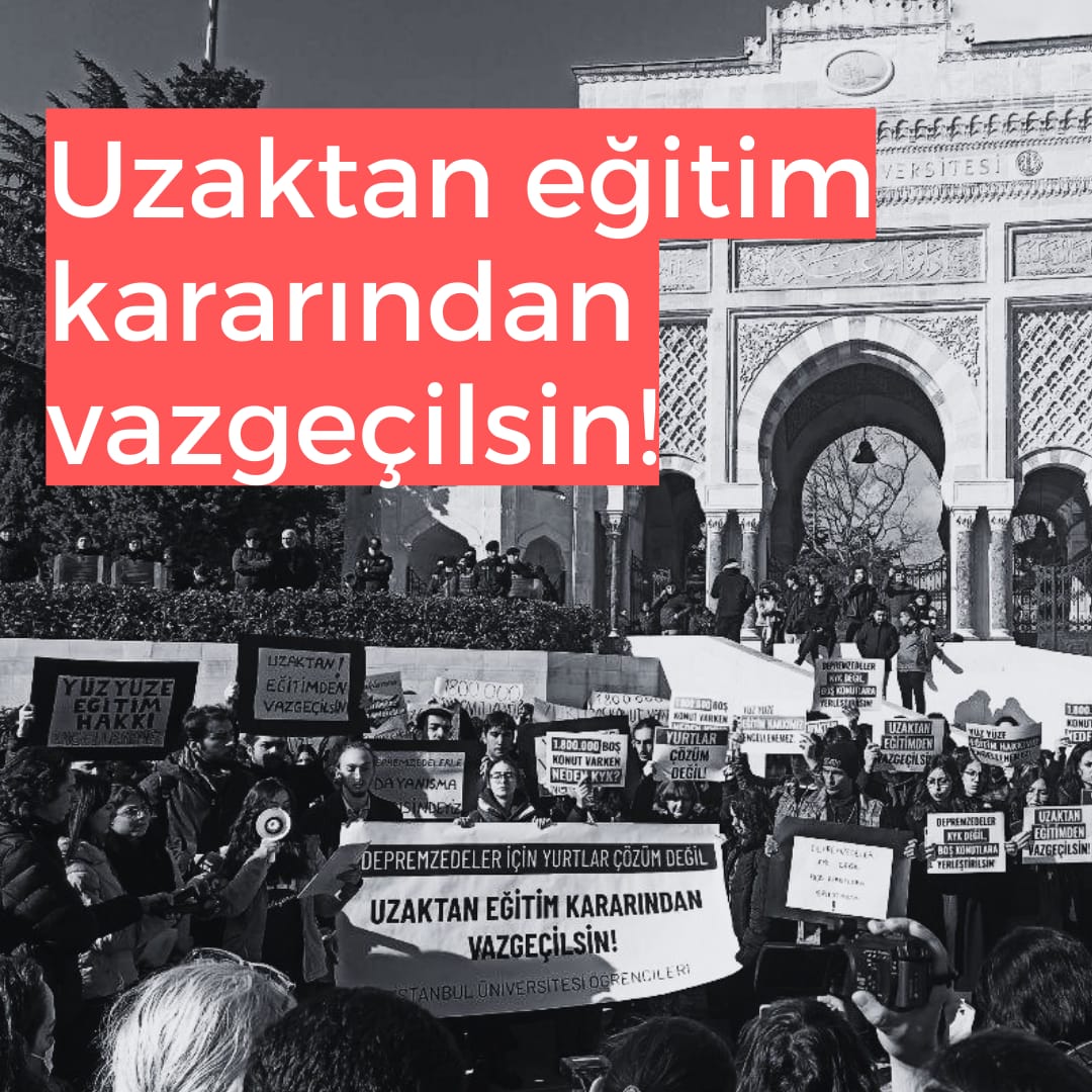 Uzaktan eğitime geçilmesini kesinlikle kabul etmiyoruz. İstanbul Üniversitesinin 46 öğrenci kulübünün çağrısıyla öğrenciler olarak Beyazıt'ta basın açıklamamızı  gerçekleştirdik. 

Yurtları açmak çözüm değil! Kamu ve özel konaklama alanları depremzedeler için ücretsiz açılsın!