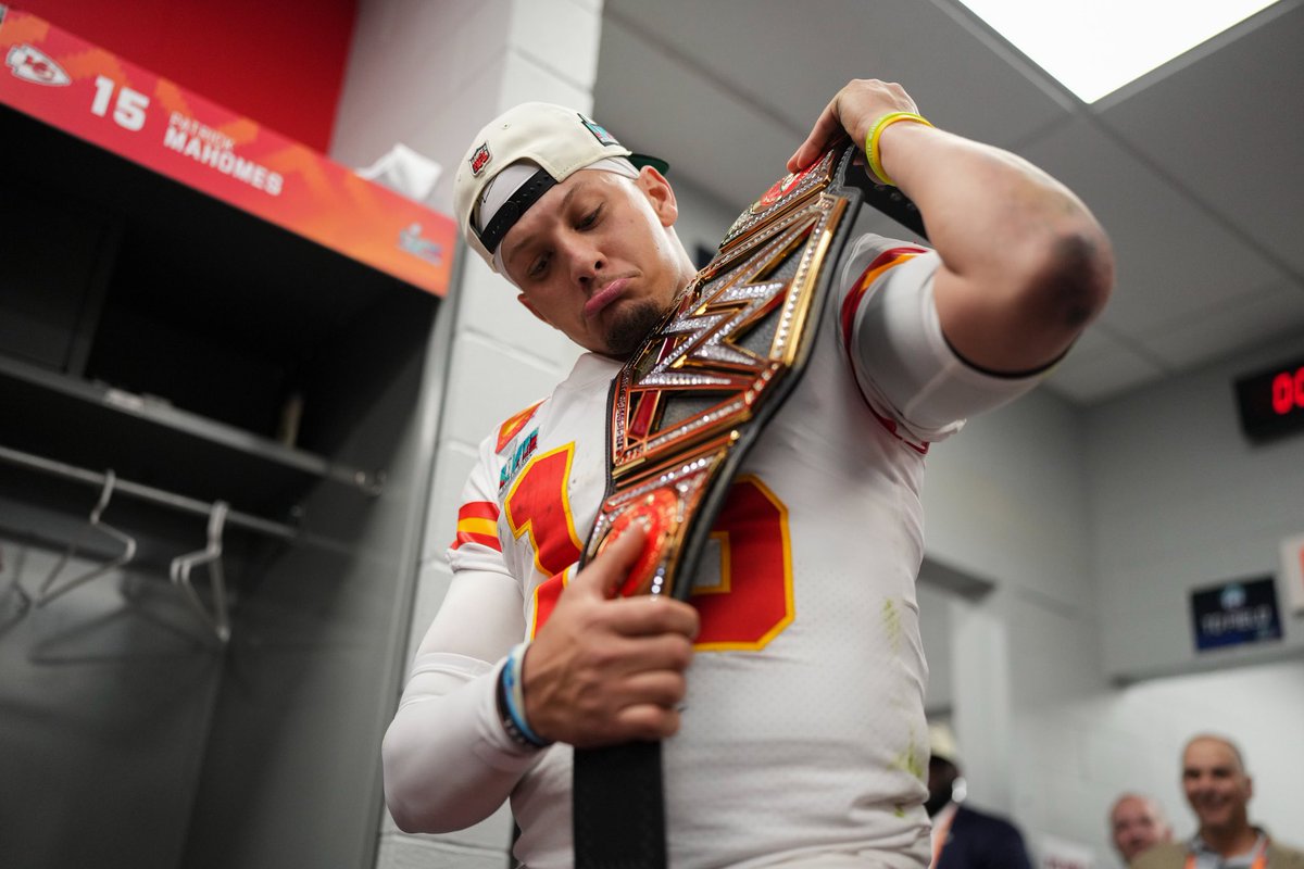 LanceTHESPOKEN's tweet photo. Coming into last night’s game, teams leading by double digits at halftime were 26-1 in the Super Bowl.

Make that 26-2. https://t.co/ATiavOMK3y