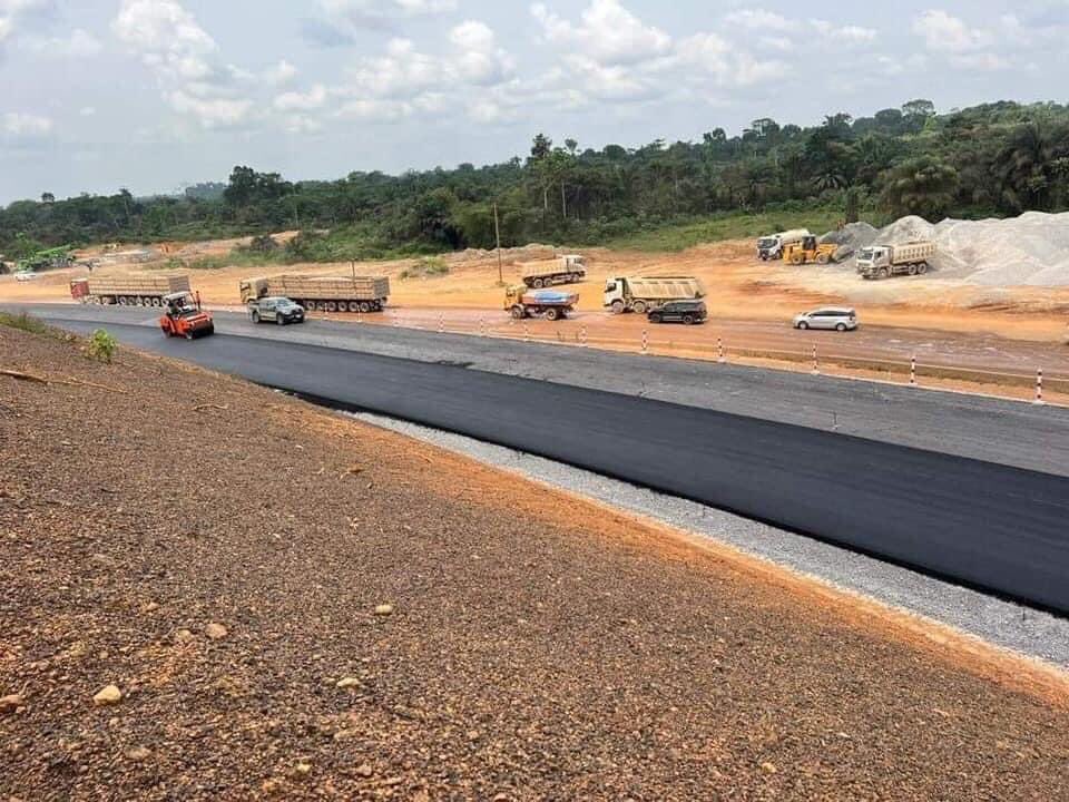 UPDATE: 

The 66km road reconstruction from Tarkwa to Agona - Nkwanta is progressing with a speed.

NOTE: this Government between 2017-2022 has constructed over 12,000km of roads, this data will be yoga as in this 2023 since a lot more has been constructed.
#PauseAndSaySomething