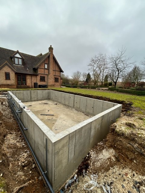 WellnessOneG's tweet photo. This swimming pool is currently under construction for a private residence.  

Wellness One is among the top luxury swimming pool design and build teams in London and throughout the UK. 

Enquire now via our website https://t.co/bEbV2cb4Xl

#swimmingpool #construstion https://t.co/lcQFw2TtDQ