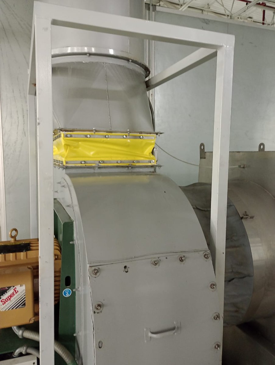 OEBAJIO's tweet photo. Suministro e Instalación (reemplazo) de Lonas para Ductos en Planta Industrial de #GTO #OEB https://t.co/e1HtPLwnTl
