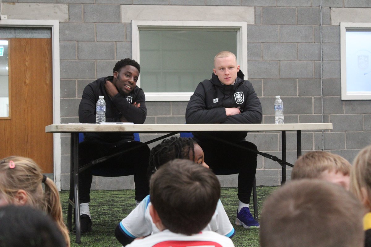 htafcfoundation's tweet image. 👀 Look who popped in to say hello! 

👋 @htafc @htafcacademy stars @jaheimheadley and @jacob_chapmann visited our February Half-Term Football Camp this afternoon!

❓ They loved interacting with the kids and answering their fantastic questions!

#htafc