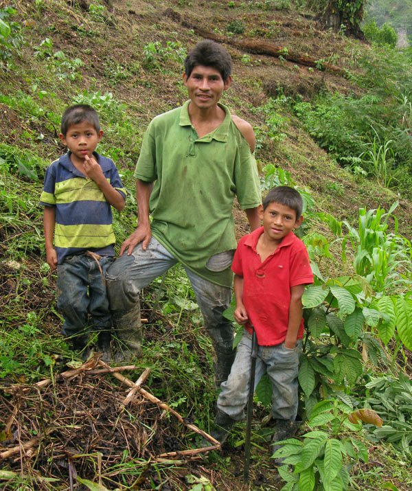 Smallholder farmers hold the key to feeding the world while protecting the planet.

Let's empower them to make a difference.