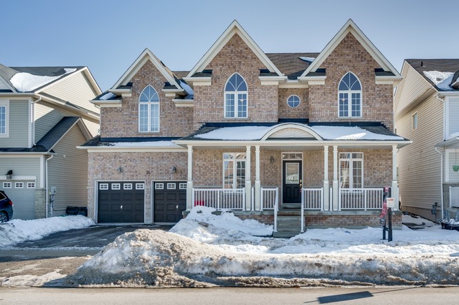 C21PercyFulton's tweet photo. Check out our new listing at https://t.co/9KsNs2XdRS #RealEstate #Barrie https://t.co/4YYcyEU4bj