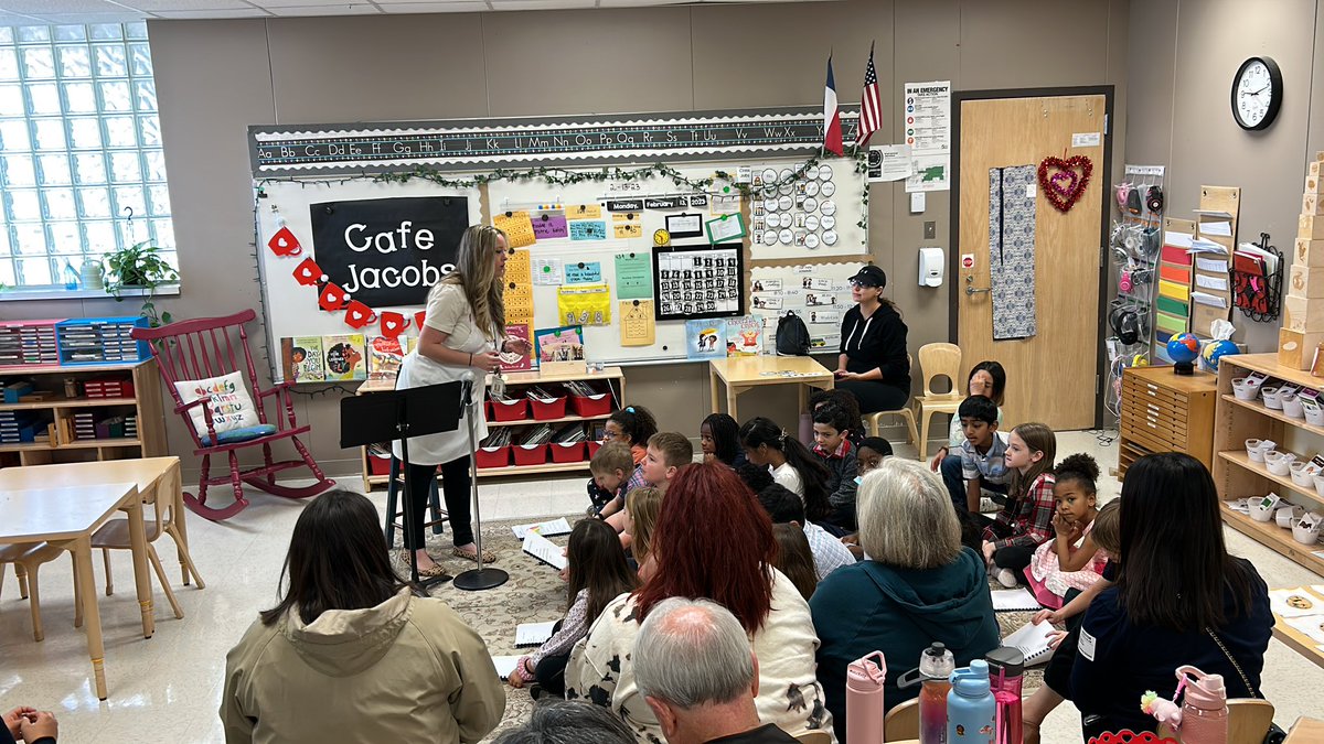 Chelsey_Cody's tweet image. Poetry Cafe in progress here @Herfurth_Bronco with @mrsjacobsclass5 AMAZING students. #gisdlearning