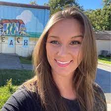 This the 2nd in a series of episodes of <a href="/woub/">WOUB Public Media</a>'s <a href="/SpectrumPodcast/">SPECTRUM</a> focusing on the importance of local tv news in our news consumption. <a href="/AllisonWTKR/">Allison Herman</a> is a young news director servicing a large sprawling area of Norfolk and other coastal communities at @WKTR3. podcasts.apple.com/us/podcast/cha…