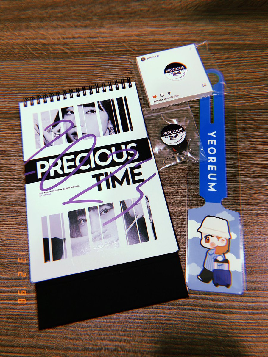 A worth-buying season’s greetings 🥰