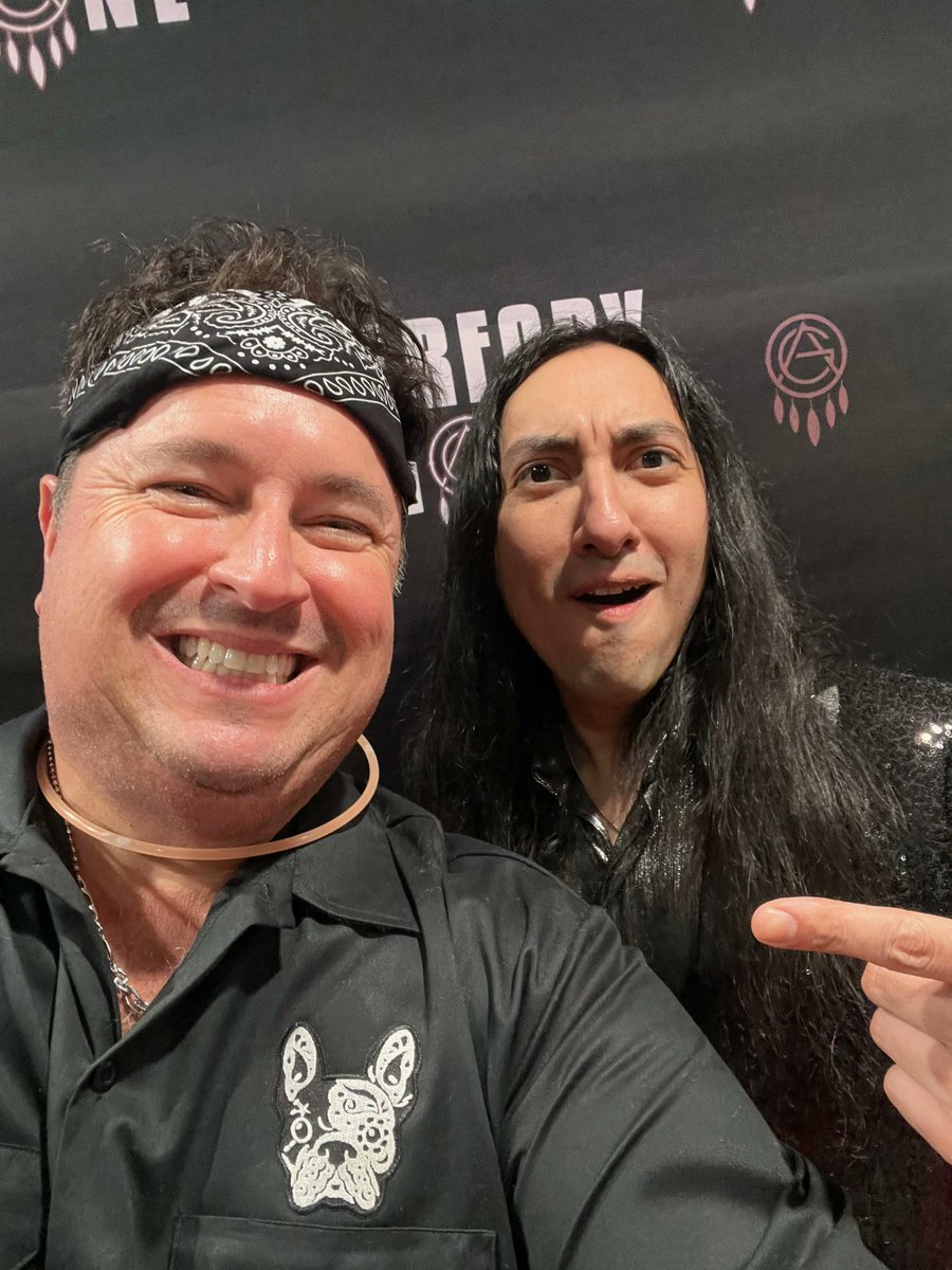 alreadygoneband's tweet photo. Red carpet silliness. There's really no place we can't find silliness. #bandfun #noonelostaneye #redcarpet https://t.co/5iFxoCFTv8