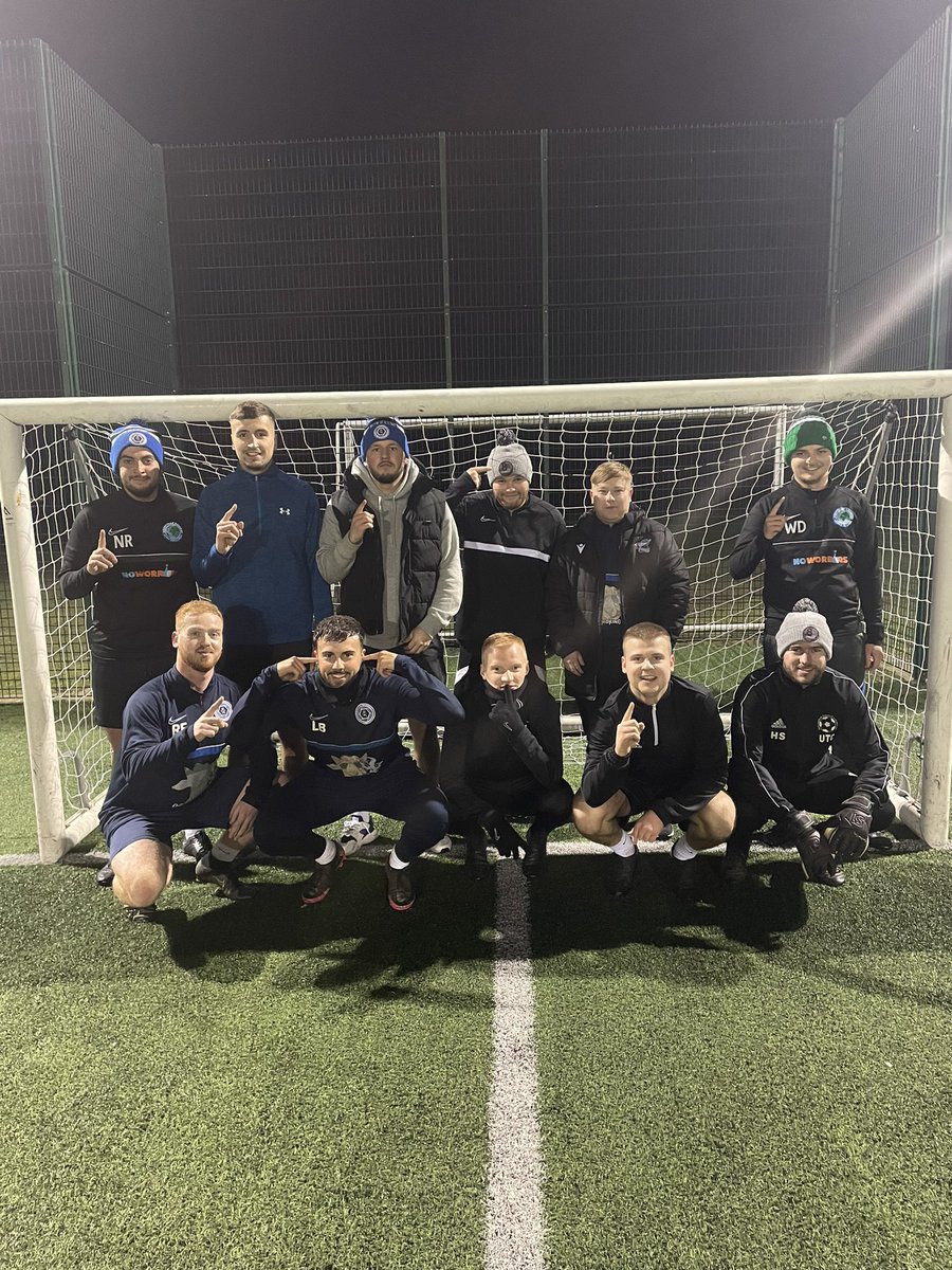 forzaashby's tweet photo. Ashby X APR Monday Night Premiership Winners🏆#Tookoverthesmallsidedgame #FuckMotherwell https://t.co/1eb9uzQY11